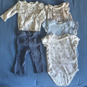 Baby 3-6 months bundle Rabbit Bear Floral, Animals and Blue Kids bodysuits